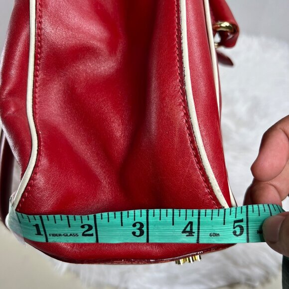 Isaac Mizrahi red handbag with white trimming - Picture 11 of 13